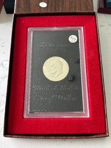 lot 28 image: 1971-S Eisenhower Silver Dollar Proof