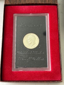 lot 7 image: 1972-S Eisenhower Silver Dollar Proof