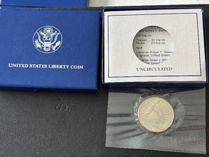 lot 18 image: 1986-D Statue of Liberty Half Dollar