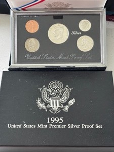 lot 24 image: 1995-S Premier Silver Proof Set