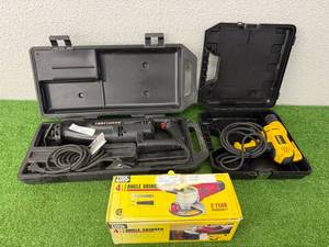 lot 29 image: Power Tools - 4 12 Angle Grinder, DeWalt Drill & Craftsman Reciprocating Saw