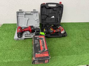 lot 33 image: Cordless Tools - Right Angle Drill & Drills