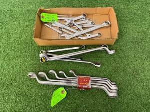 lot 34 image: Wrenches