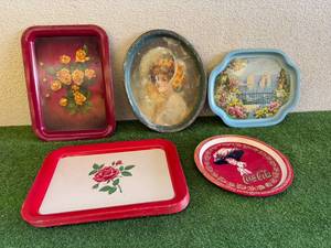 lot 52 image: Metal Trays