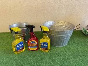 lot 70 image: Windshield De-Icer & Galvanized Pales