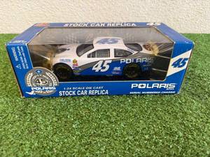 lot 78 image: Polaris 124 Scale Stock Car Replica
