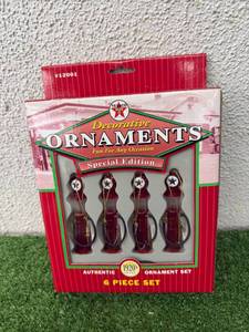 lot 113 image: Texaco Decorative Ornaments - 6 Piece Set