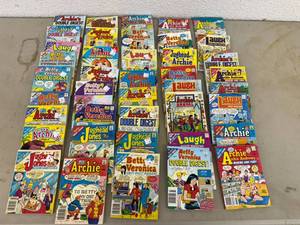 lot 123 image: 40 Archie Comics Digest Magazines