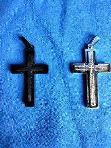 lot 27 image: 2 Cross Pandants