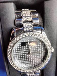 lot 47 image: Mens Personalized Silvertone Crystal Watch