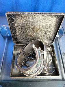 lot 49 image: 1 Pound 1.41 Ounce Silver and or Puter