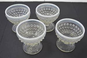 lot 37 image: Set of 4 Vintage Opalescent Glass Sherbet Dishes