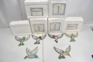 lot 93 image: Bradford Exchange Fantasies in Flight Hummingbird Wall Sculptures Lot