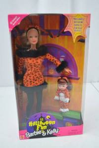 lot 146 image: 1998 Barbie and Kelly Halloween Fun Gift Set, Target Special Edition