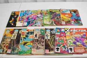 lot 125 image: Assorted Comic Book Lot - Marvel, DC, TMNT, Star Trek, X-Factor