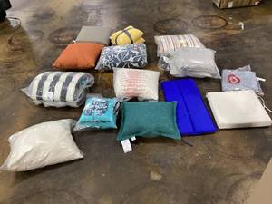 lot 417 image: LOT OF Cushions and Pillows