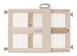 lot 140 image: Safety 1st Lift, Lock and Swing Gate