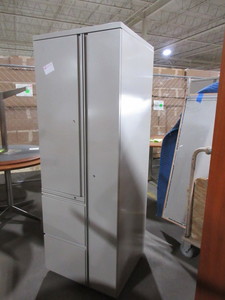 lot 220 image: HERMAN MILLER METAL STORAGE TOWER WITH LOCKER