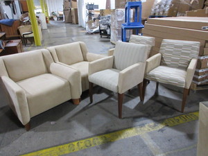 lot 257 image: BERNHARDT UPHOLSTERED LOUNGE CHAIRS