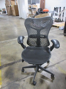 lot 313 image: HERMAN MILLER, MIRRA CHAIRS