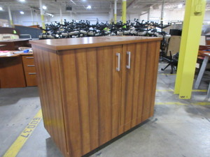 lot 319 image: ECA WOODEN AV CABINET AND FLIP TOP NESTING TABLE