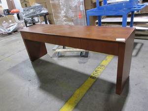 lot 325 image: NUCRAFT 4 DRAWER CREDENZA TABLE
