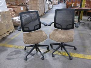 lot 329 image: SIT ON IT, FOCUS, MID BACK TASK CHAIRS