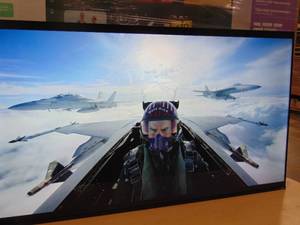 lot 4 image: 65 Inch VIZIO  4K UHD LED HDR Smart TV (V4K65M-0804)