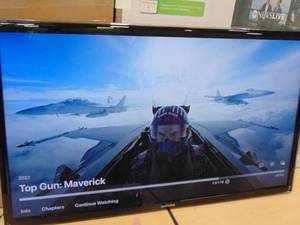 lot 11 image: 55 Inch Samsung Crystal UHD 4K Smart TV un55d6050tfxza