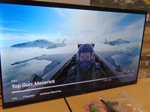 lot 16 image: 55 Inch Hisense 4K Ultra HD (2160P) HDR Roku Smart LED TV (55R6E)