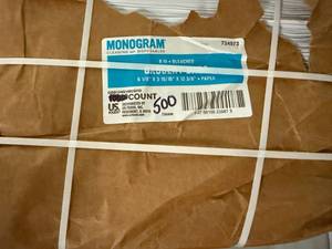 lot 33 image: KK. 500ct White Lunch Bags
