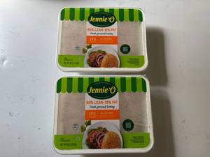 lot 113 image: BB. 3lbs Jennie O Ground Turkey