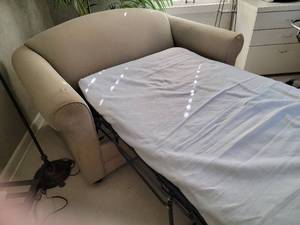 lot 78 image: Stearns and Foster Sleeper Loveseat, as