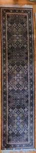 lot 24 image: Wool Area Rug Runner  31 x 127