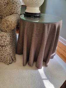 lot 164 image: Mocha Striped Cloth Covered Round Occasional Table