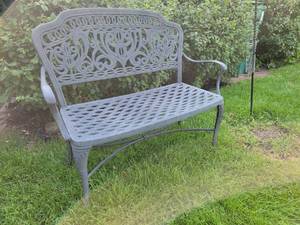 lot 15 image: Ornate Heavy Patio Loveseat Bench