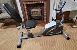 lot 170 image: Exerpeutic Recumbant Exercise Bike