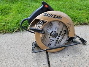 lot 175 image: Skilsaw 7.25 Power Saw