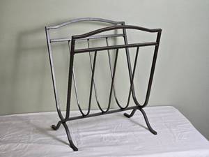 lot 117 image: Stylish Metal Magazine Rack
