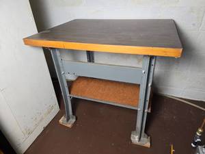 lot 188 image: Sturdy Shop Workbench