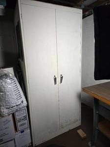 lot 187 image: Republic Steel Storage Locker  Cabinet