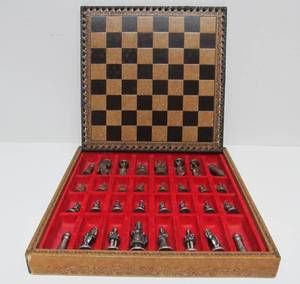 lot 180 image: Nice Vintage Cast Metal Portable Chess Set