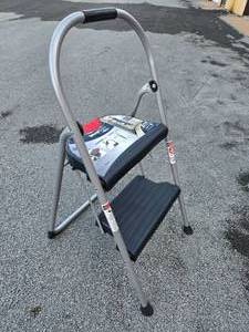 lot 205 image: New Unused Step-Right Stepladder by LERNER 