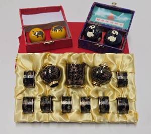 lot 252 image: Mint in Box Chinese Cloisonn Small Cup Set & Baoding Balls