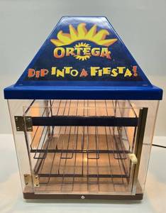 lot 283 image: Nice Clean Working Gas Station ORTEGA Nacho Store Display Warmer