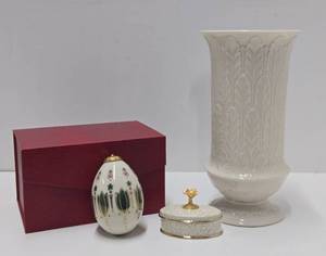 lot 294 image: Group of 3 LENOX Porcelain Items