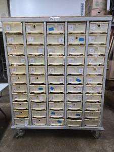lot 315 image: Nice Large Industrial Rolling Multi-Drawer Storage Cabinet #2