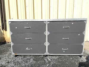 lot 375 image: 6 Drawer Work Bench