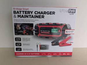 lot 10 image: 10 STAGE SMART BATTERY CHARGER & MAINTAINER