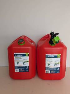 lot 11 image: (2) SCEPTER SMART CONTROL GASOLINE CONTAINERS
